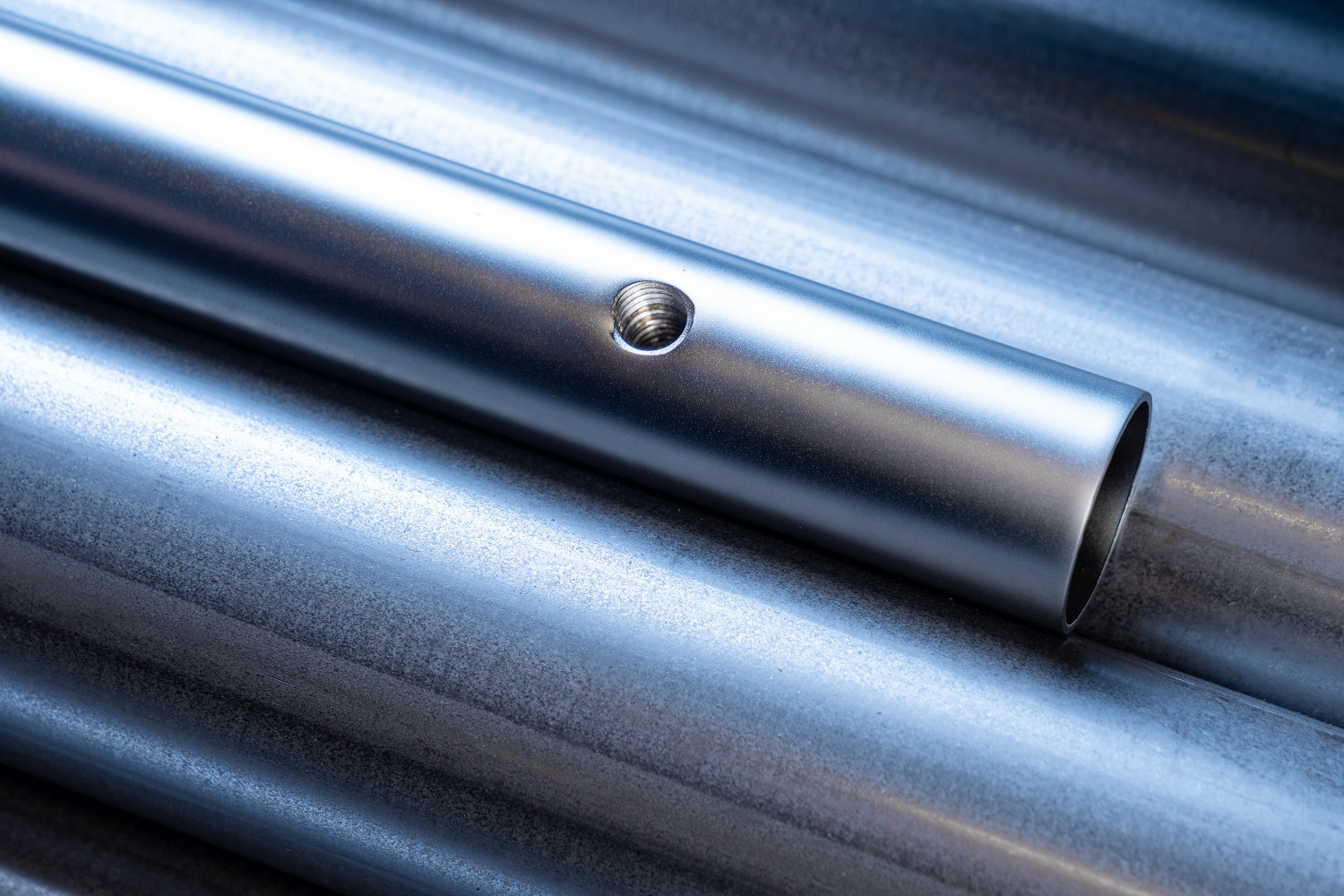 Summanen Oy kierteytys ja poraukset, metallikierteytys, metalliporaukset