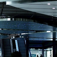 Summanen Oy referenssi Kauppakeskus Valo valaisinkehikot